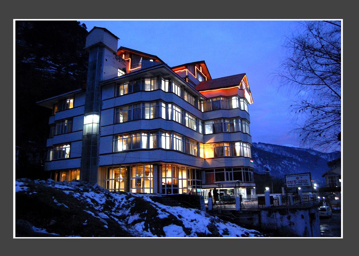Hotel Out Town Manāli Exterior foto